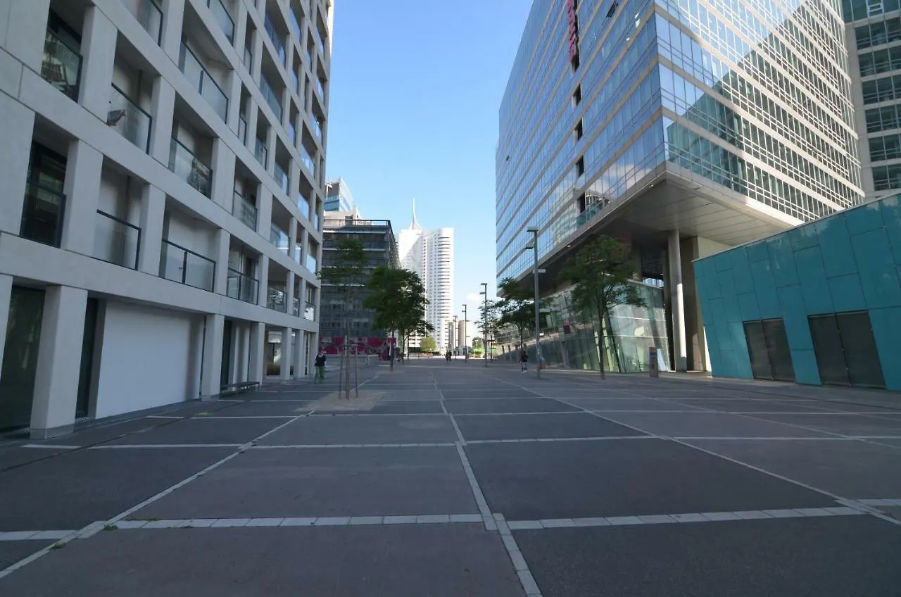 Apartment With Parking On Premise Wien
