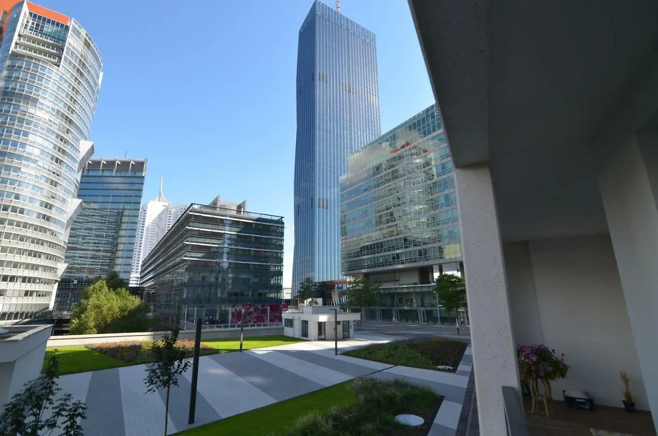 Apartment With Parking On Premise Wien 0*,