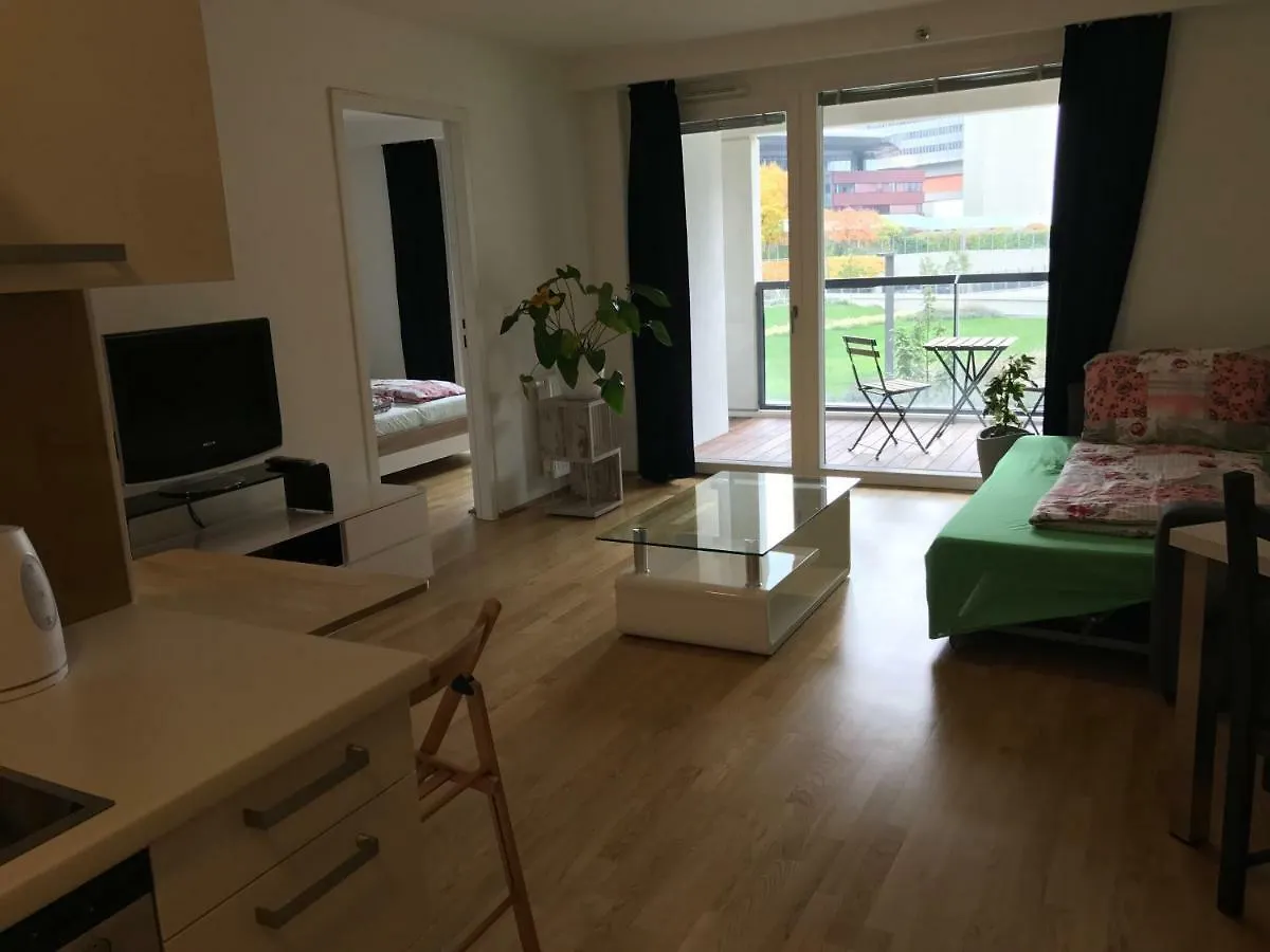 Apartment With Parking On Premise Wien