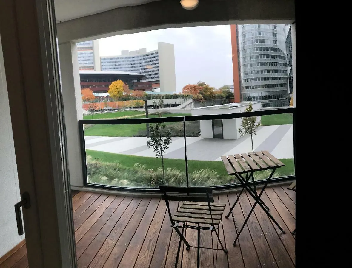 Apartment With Parking On Premise Wien