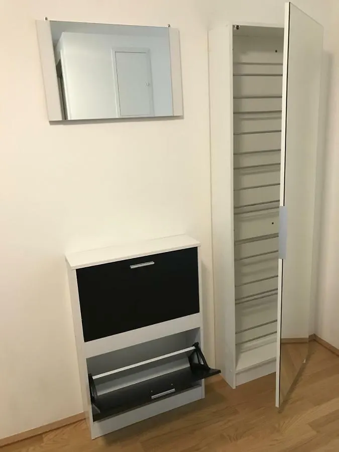 Apartment With Parking On Premise Wien