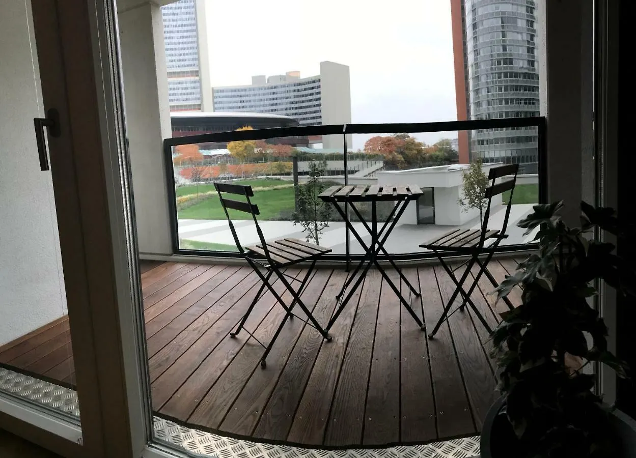 Apartment With Parking On Premise Wien