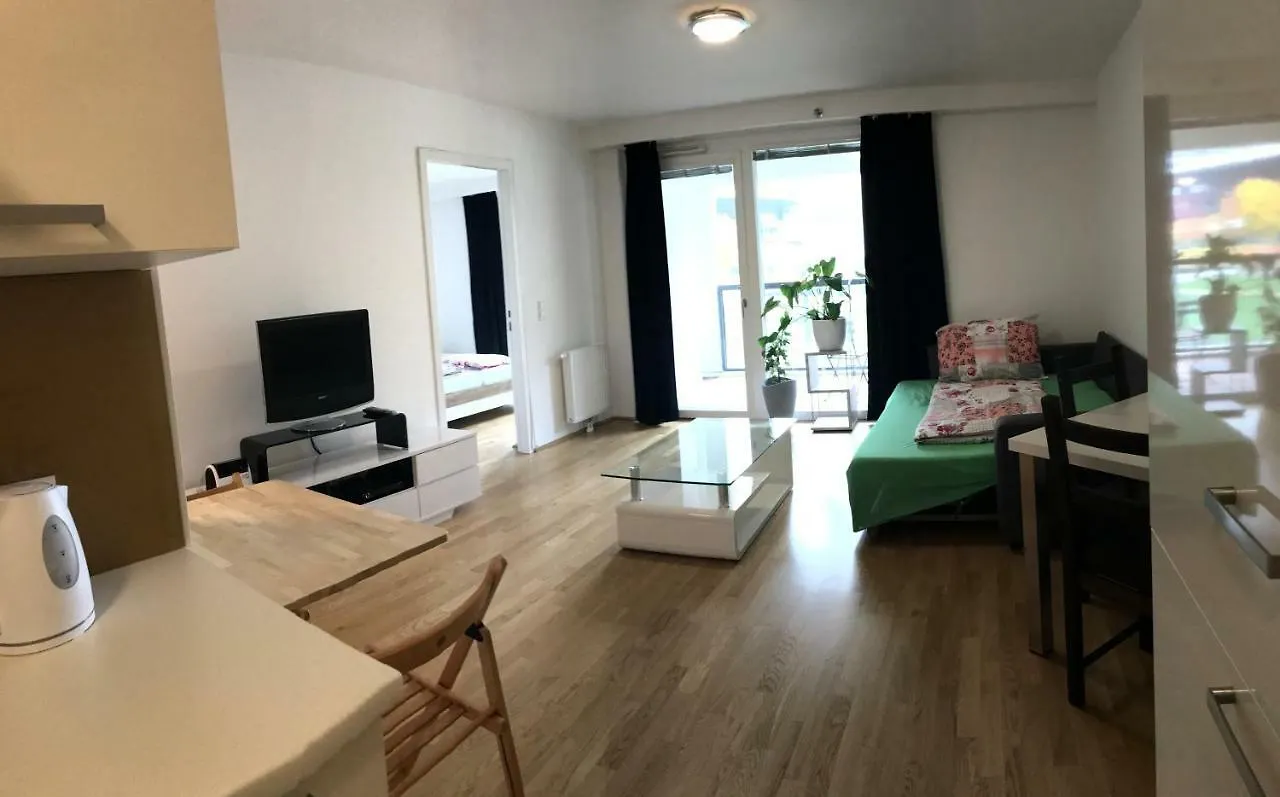Apartment With Parking On Premise Wien