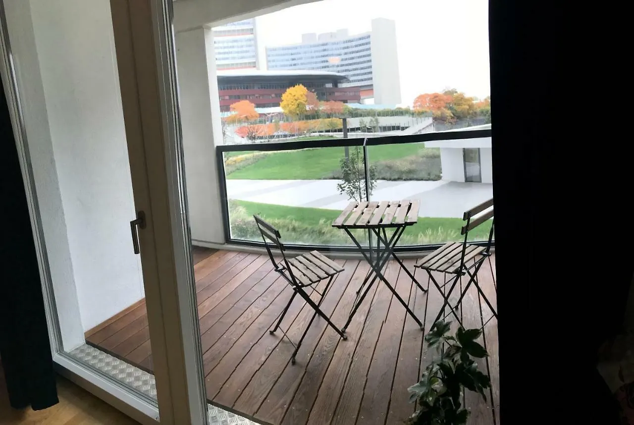 Apartment With Parking On Premise Wien